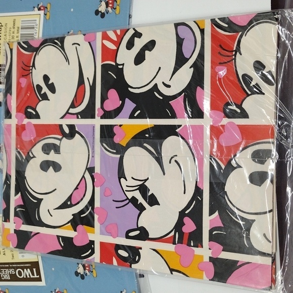 Vintage Gibson Mickey and‎ Minnie Mouse Wrapping Paper 3 Packs - Picture 5 of 6